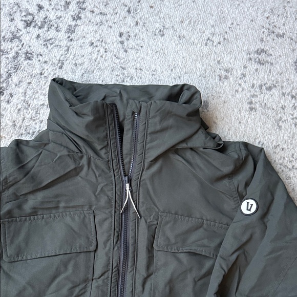 Vuori Olive Utility Jacket - Picture 6 of 6